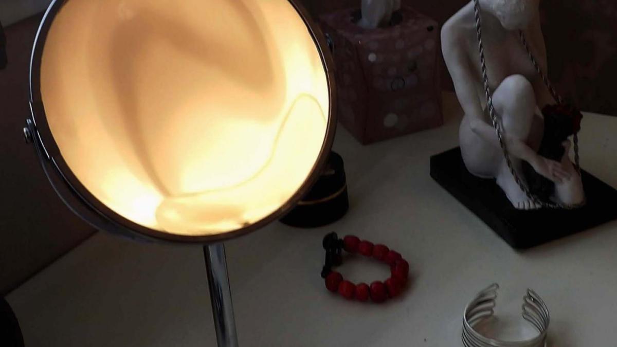 Un miroir grossissant peut mettre le feu à la maison